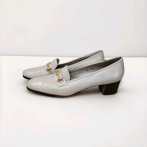 Salvatore Ferragamo Beige Leather Loafers 9 AAA‎ Gold Bit Italy Saks Vintage
